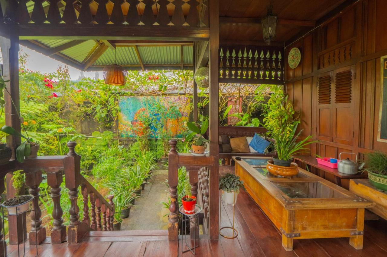 Rumah Kayu Sulawesi Antique Бедугул Екстериор снимка