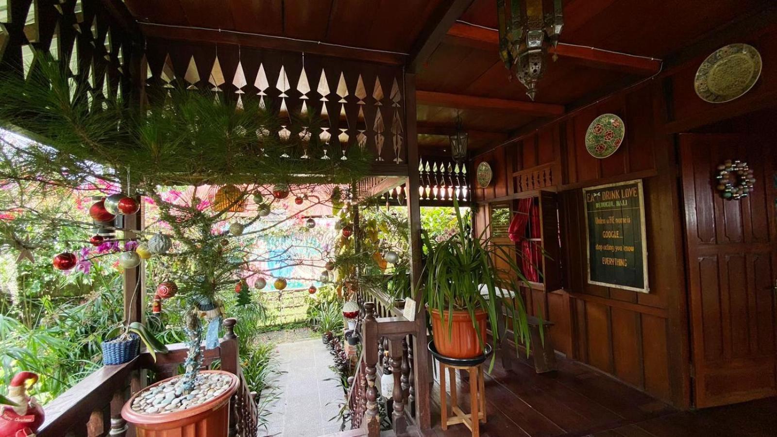 Rumah Kayu Sulawesi Antique Бедугул Екстериор снимка