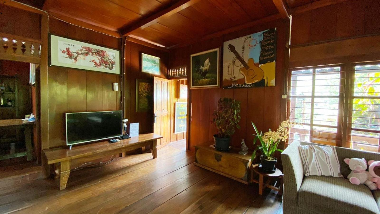 Rumah Kayu Sulawesi Antique Бедугул Екстериор снимка